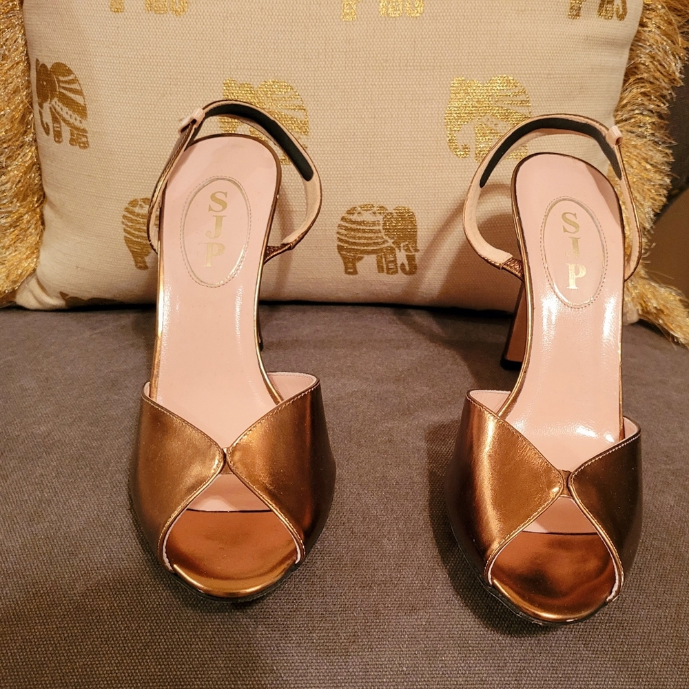 Sarah Jessica Parker Slingback Peep Toe Heels